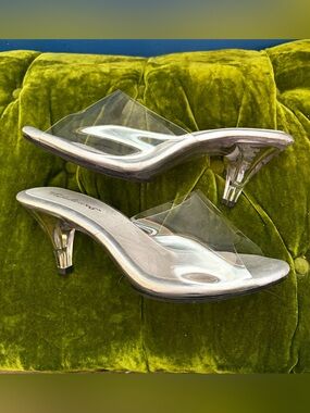 1950s Style Clear Lucite Mules Springolators Peep Toe Kitten Heels Size 10